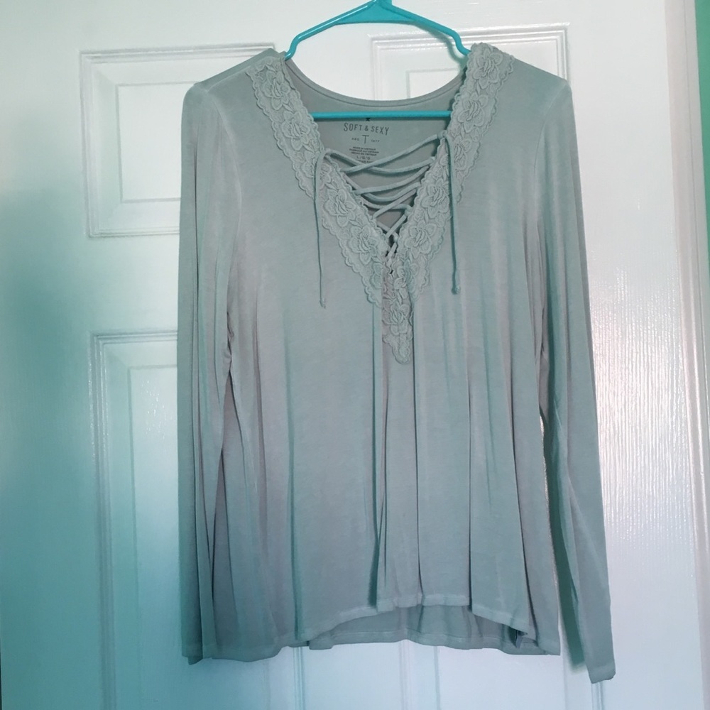 AE long sleeve soft and sexy shirt.